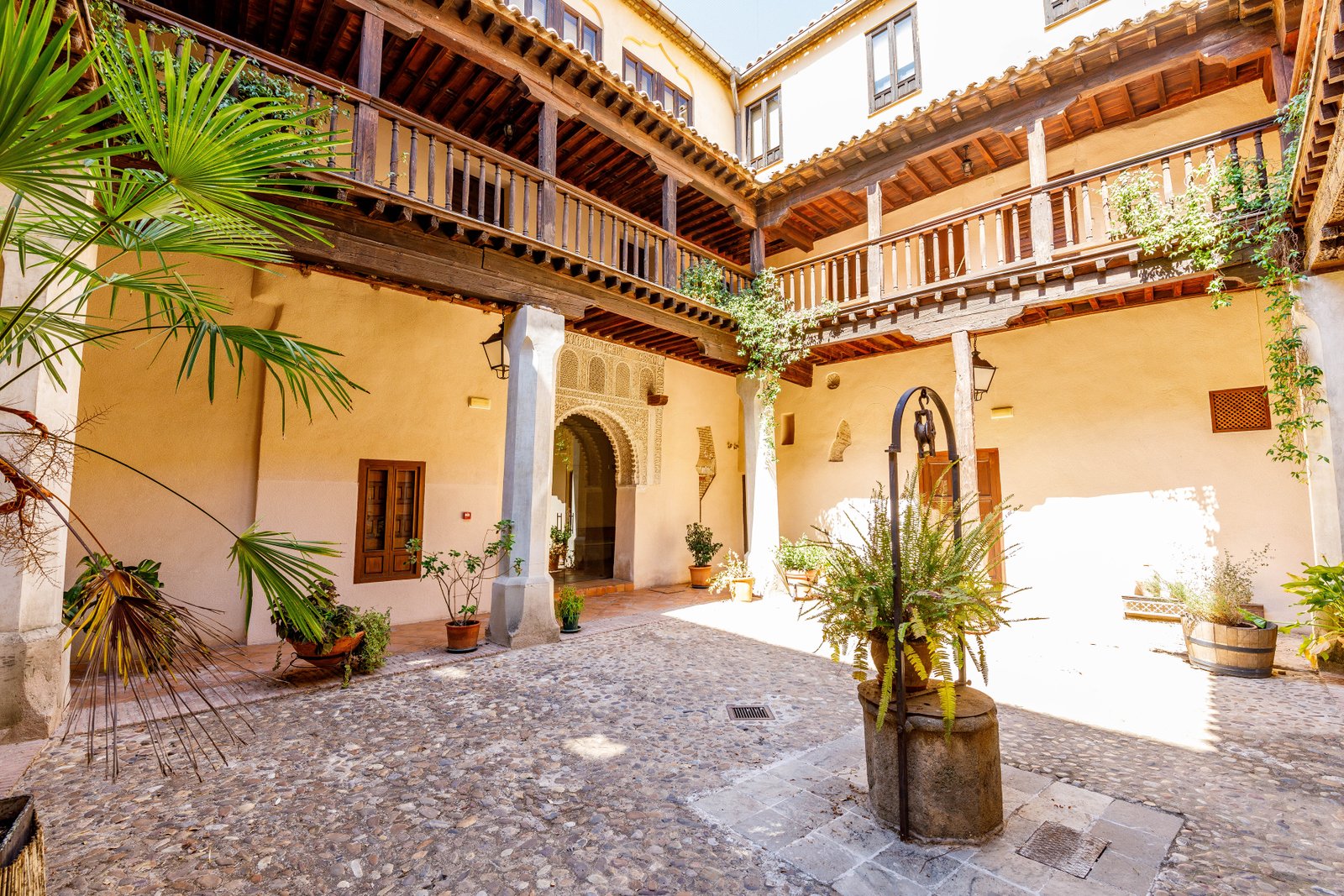 Patio Santa Isabel Toledo